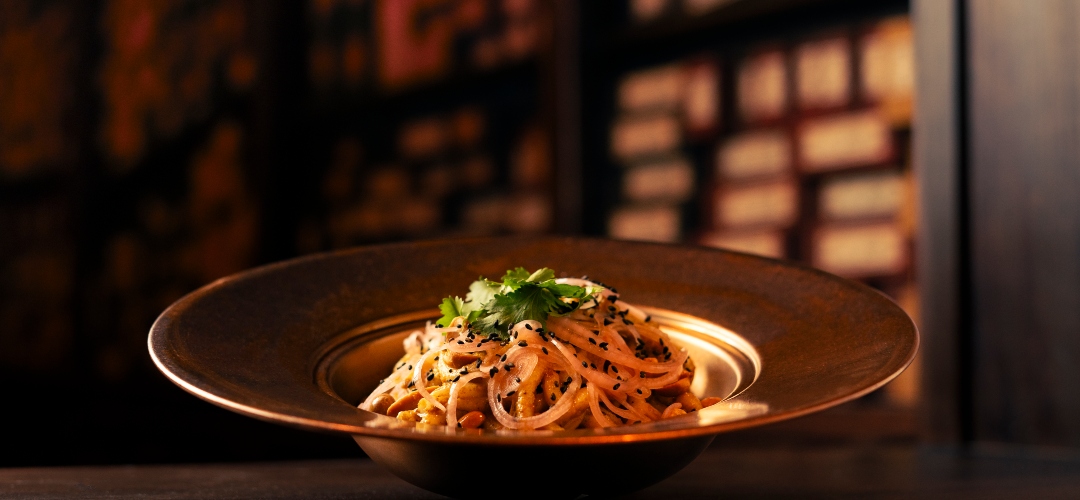 Andén, Taberna Mágica: cocina divertida y hechizos en el nuevo refugio secreto de Madrid.