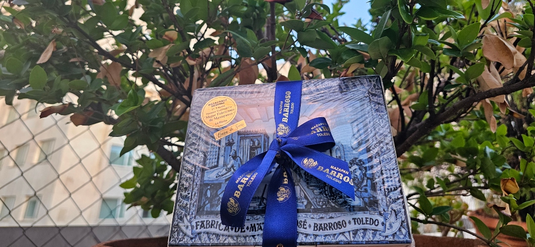 Los Panellets y huesos de santo de Mazapanes Barroso, los mejores aliados para el Dia de Todos los Santos.