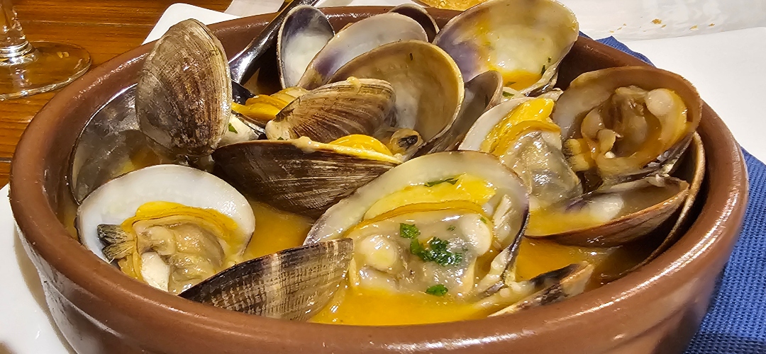 El Hórreo asturiano: la sidrería de siempre ideal para disfrutar de sabrosos platos de cuchara.