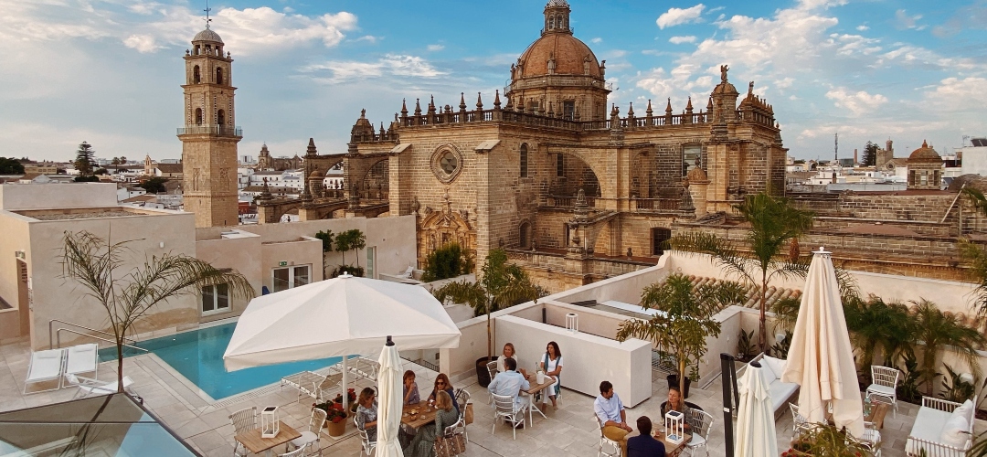 Hotel Bodega Tío Pepe, un lugar donde disfrutar plenamente del Enoturismo.