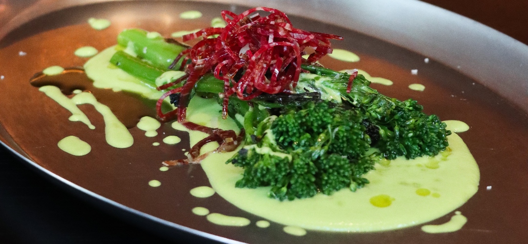 La Fonda Lironda, una experiencia gastronómica aderezada con las mejores actuaciones en vivo.