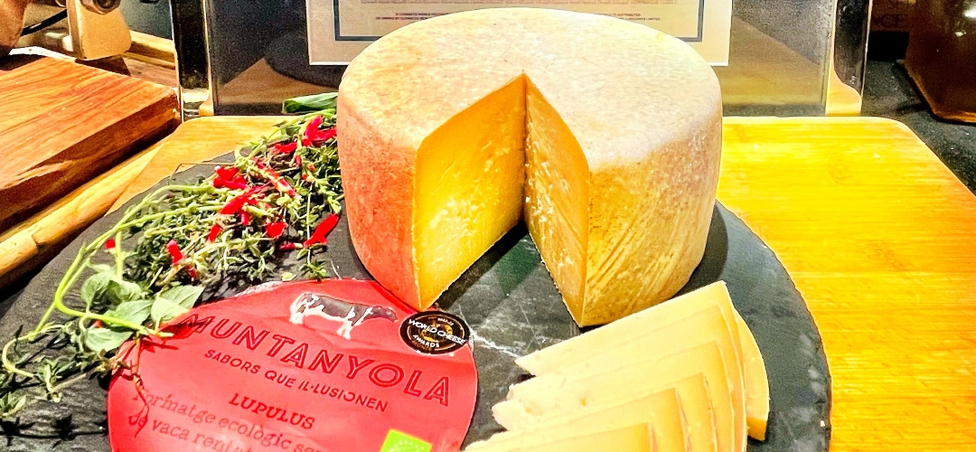 Les Grands Buffets de Narbona incorpora su primer queso catalán.