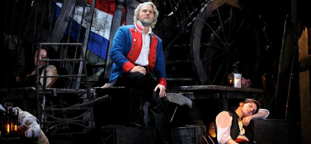 Gerónimo Rauch es Jean Valjean en el tour mundial de Les Misérables: The Arena Spectacular en Japón.