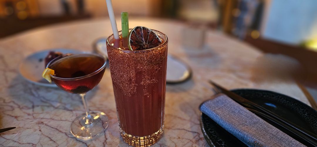 Makáá Summer Nights: gastronomía, cócteles y música con Madrid a tus pies.