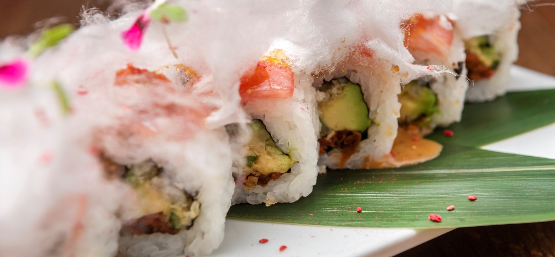 Descubre el sushi más innovador y sorprendente con un toque dulce en Mítiko