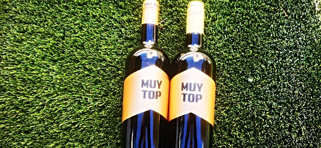 Grupo Marqués del Atrio lanza MUY TOP, un vino de lo más rompedor. 