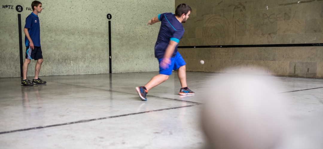 Pamplona refuerza su posicionamiento como Capital Mundial de la Pelota Vasca con una propuesta turística y cultural irrepetible.