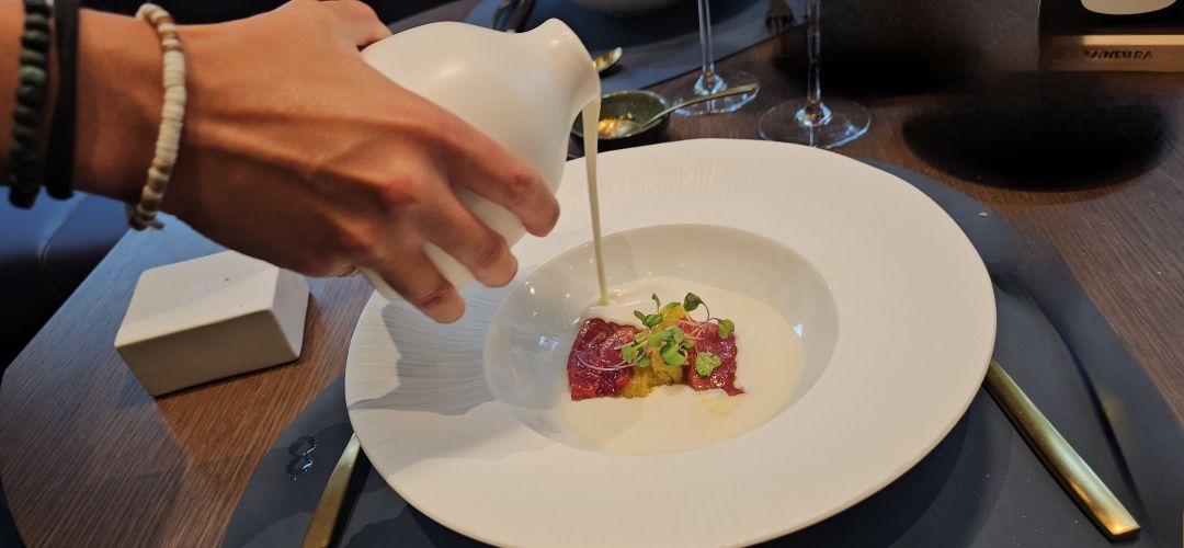 Quivira: la cocina madrileña emprende viaje con Luis Bello y Roberto Hidalgo.